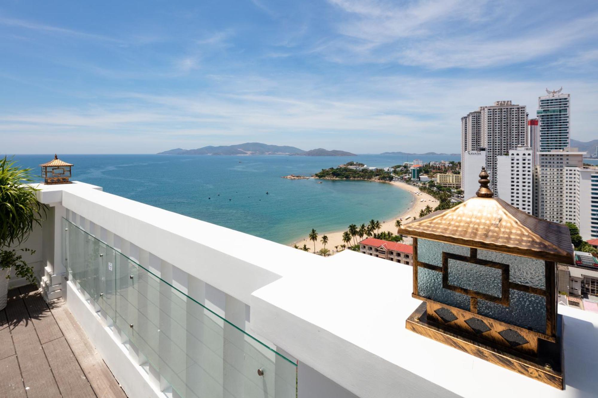 Daphovina Hotel Nha Trang Extérieur photo